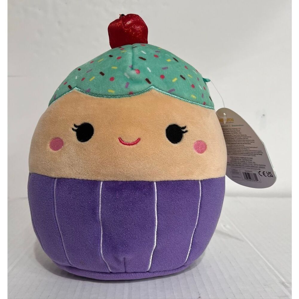 Squishmallows Blyne The Cupcake  8”   NWT